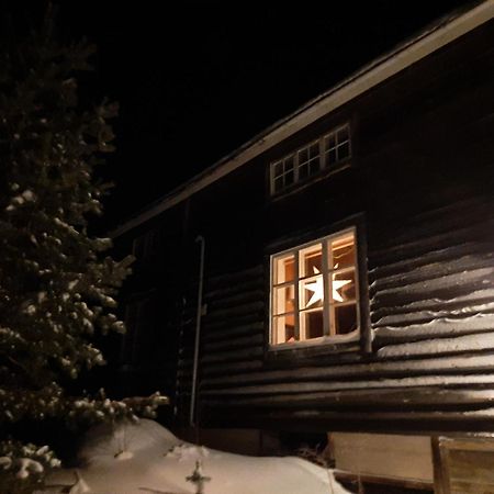 Kalix Riverside Inn, Farm Timbering Exterior foto