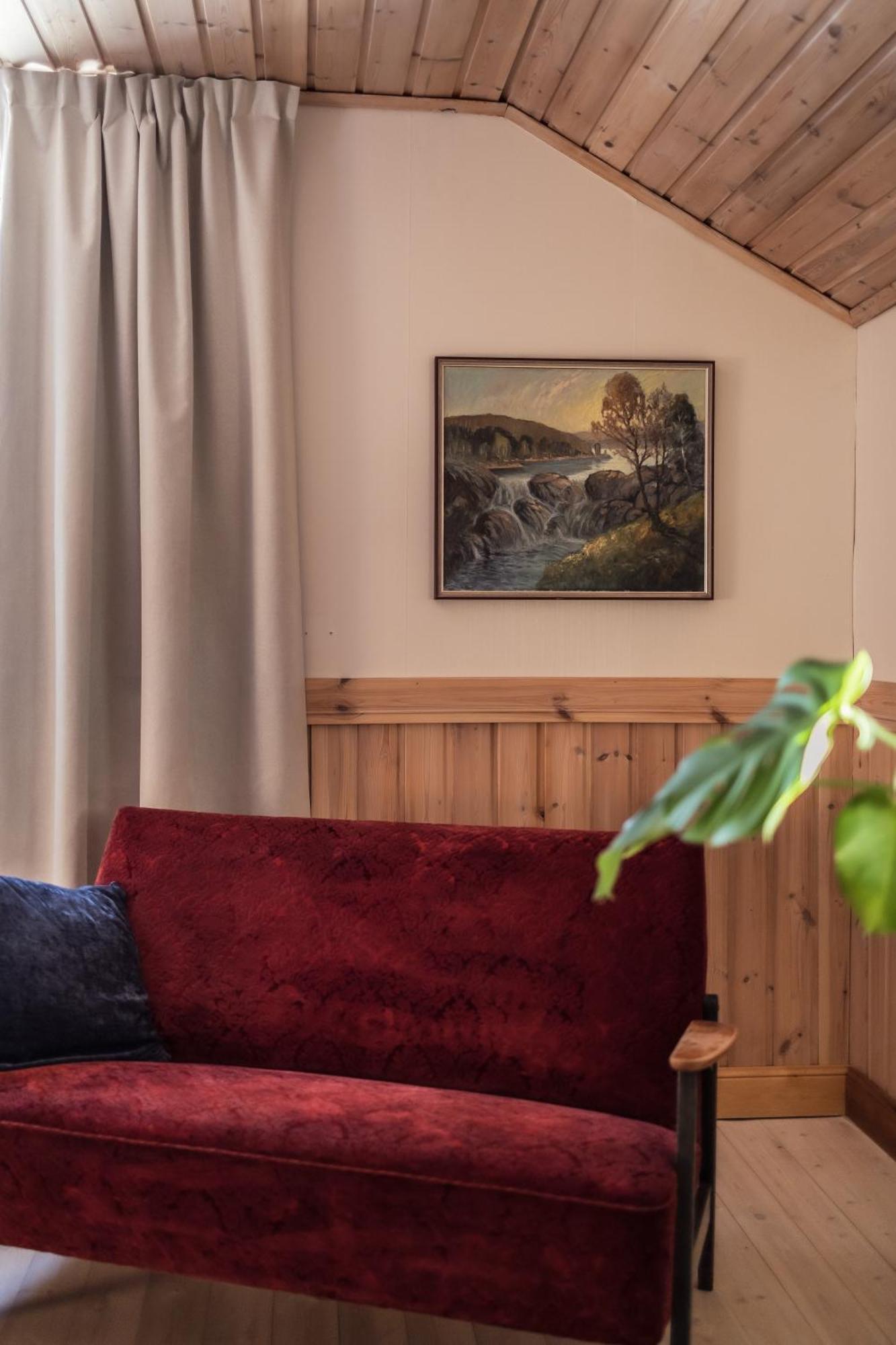 Kalix Riverside Inn, Farm Timbering Exterior foto